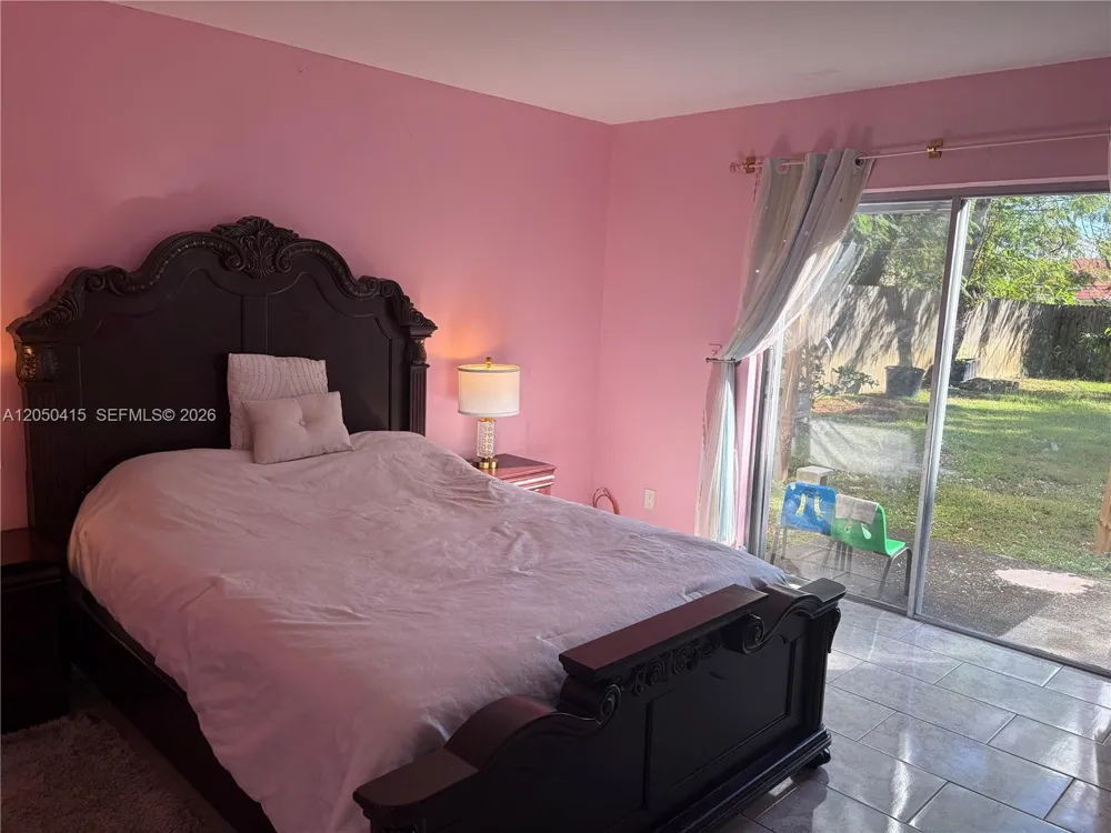 4280 Dixie Hwy Boca Raton, FL 33431