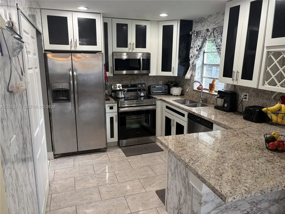 4280 Dixie Hwy Boca Raton, FL 33431