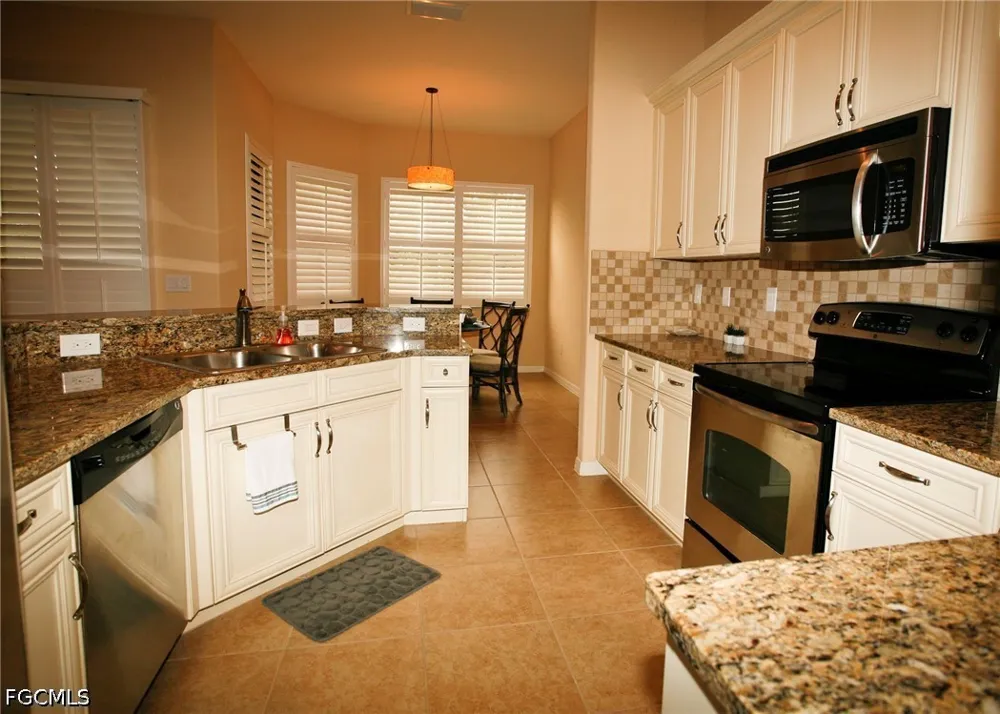 Esteban Drive Fort Myers, FL 33912