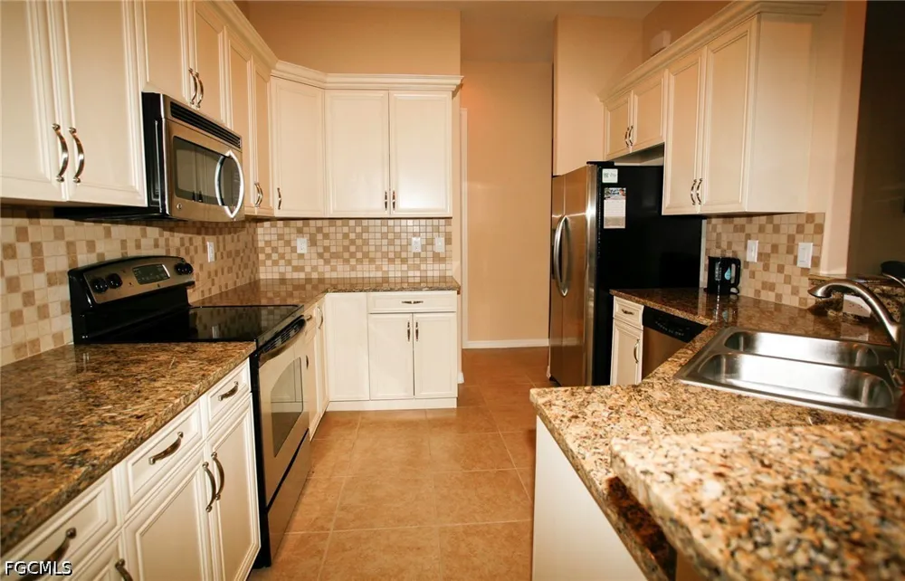 Esteban Drive Fort Myers, FL 33912