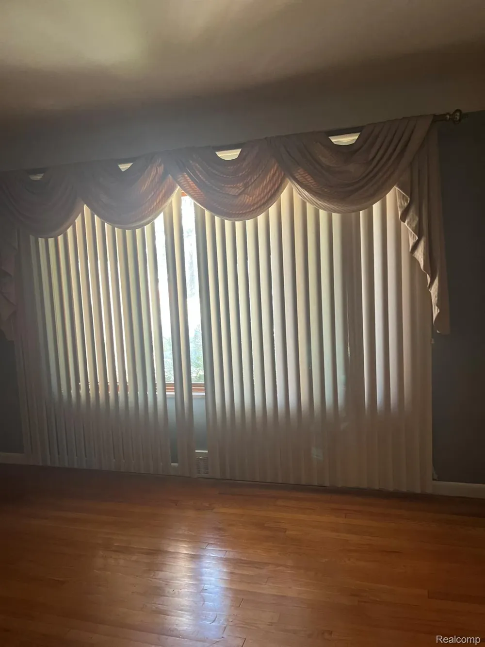 19031 Greenwald Drive Southfield City, MI 48075