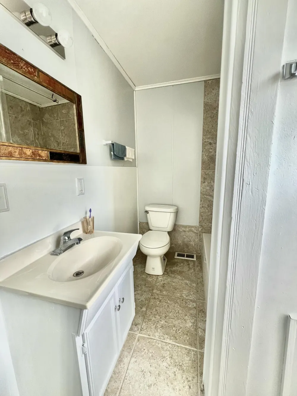 4635 S Pittsford Road Pittsford Township, MI 49271