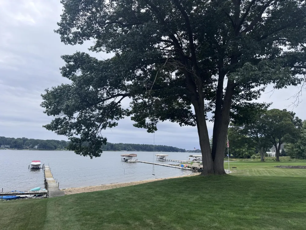 1655 Mulder Drive Laketon Township, MI 49445