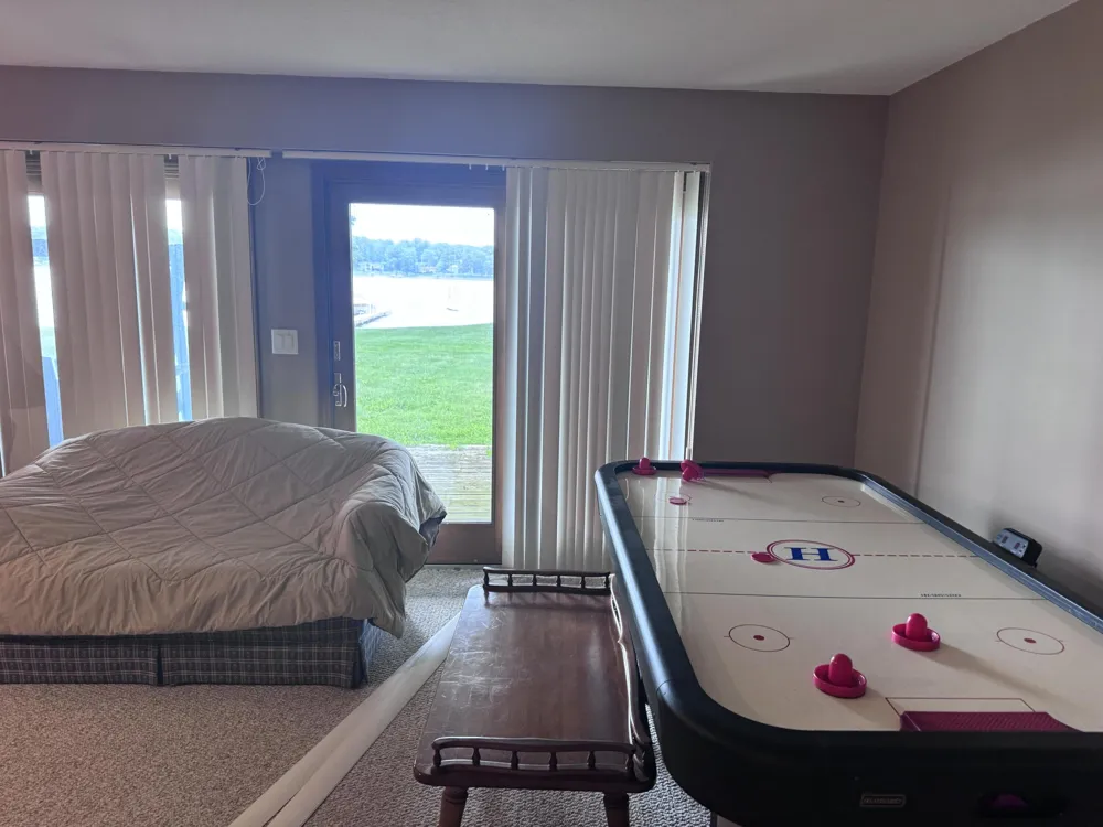 1655 Mulder Drive Laketon Township, MI 49445
