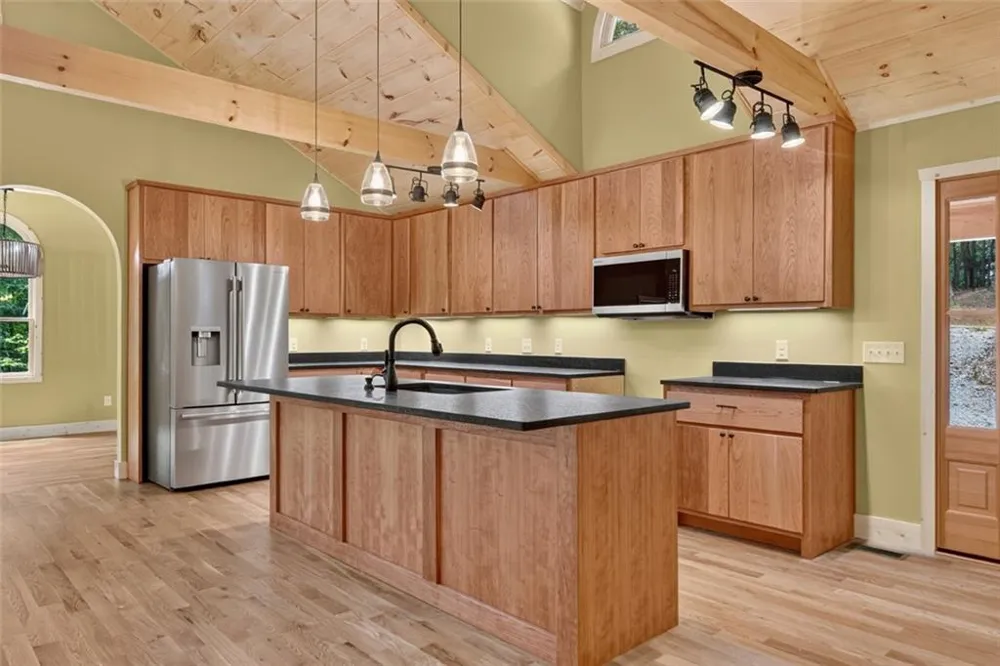 394 Blackberry Circle Ellijay, GA 30536