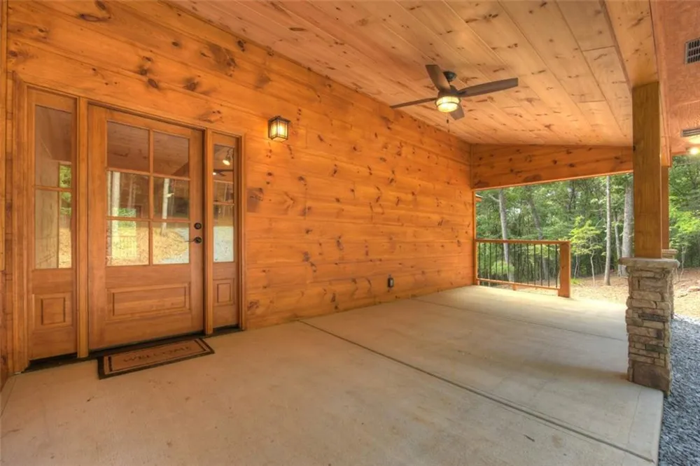 394 Blackberry Circle Ellijay, GA 30536