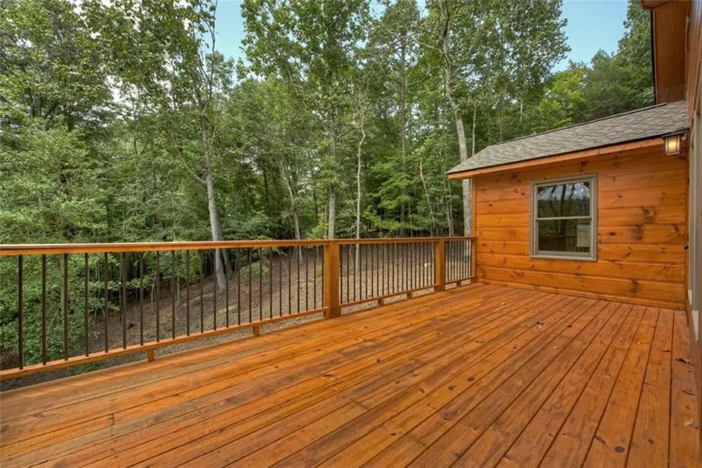 394 Blackberry Circle Ellijay, GA 30536