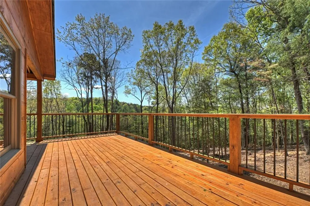 394 Blackberry Circle Ellijay, GA 30536