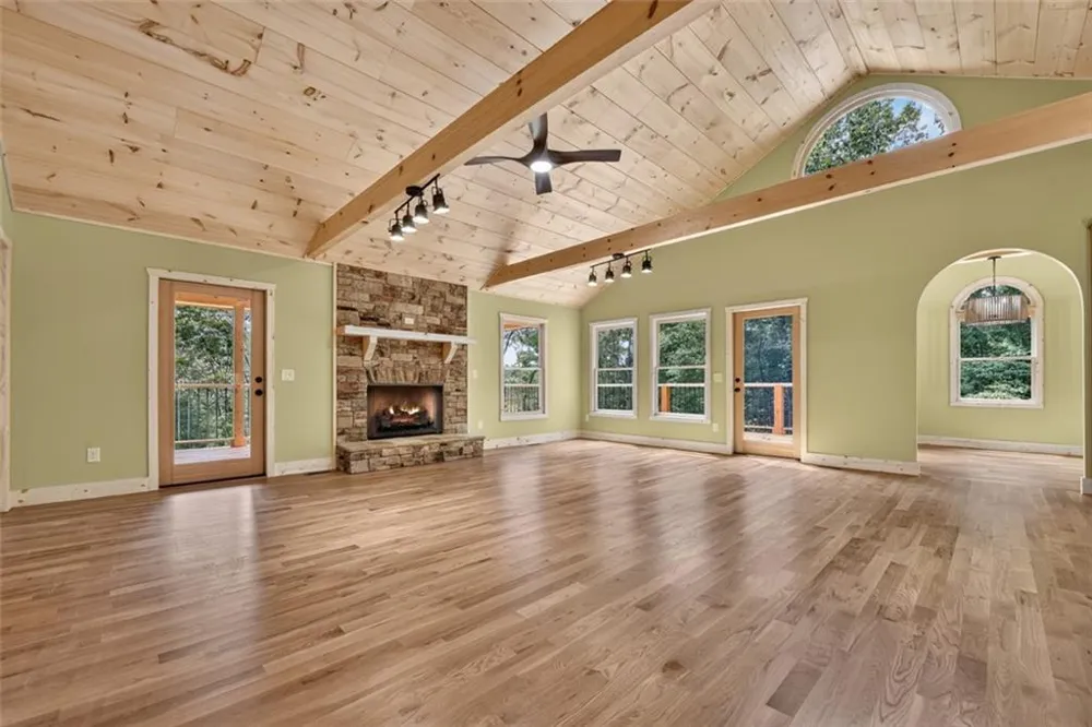 394 Blackberry Circle Ellijay, GA 30536