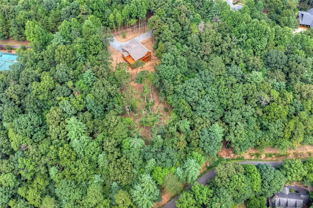394 Blackberry Circle Ellijay, GA 30536