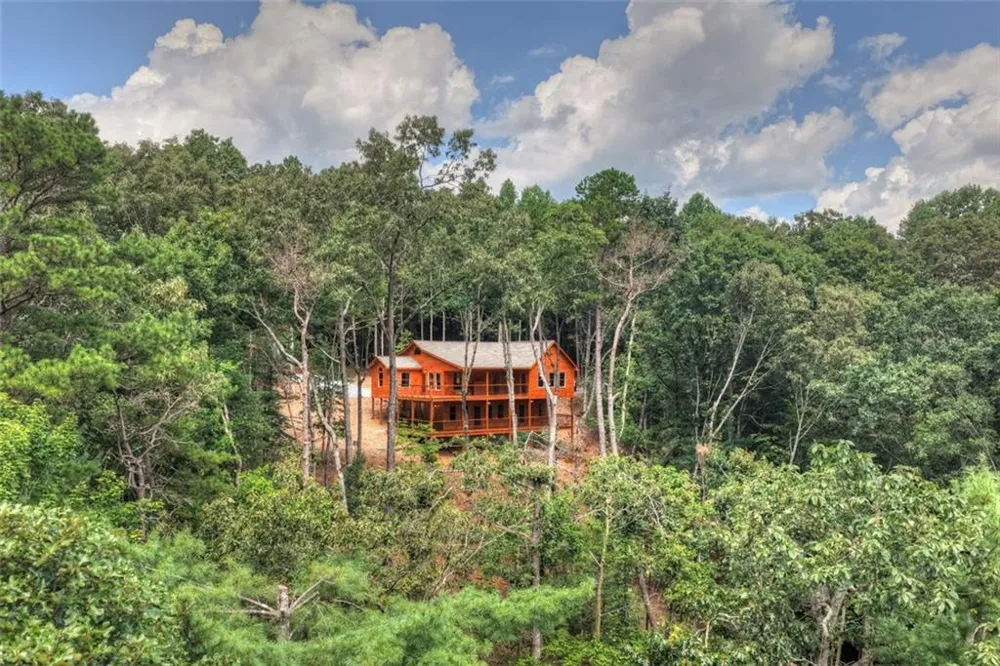 394 Blackberry Circle Ellijay, GA 30536
