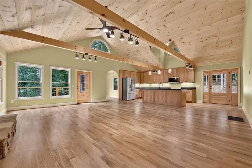 394 Blackberry Circle Ellijay, GA 30536