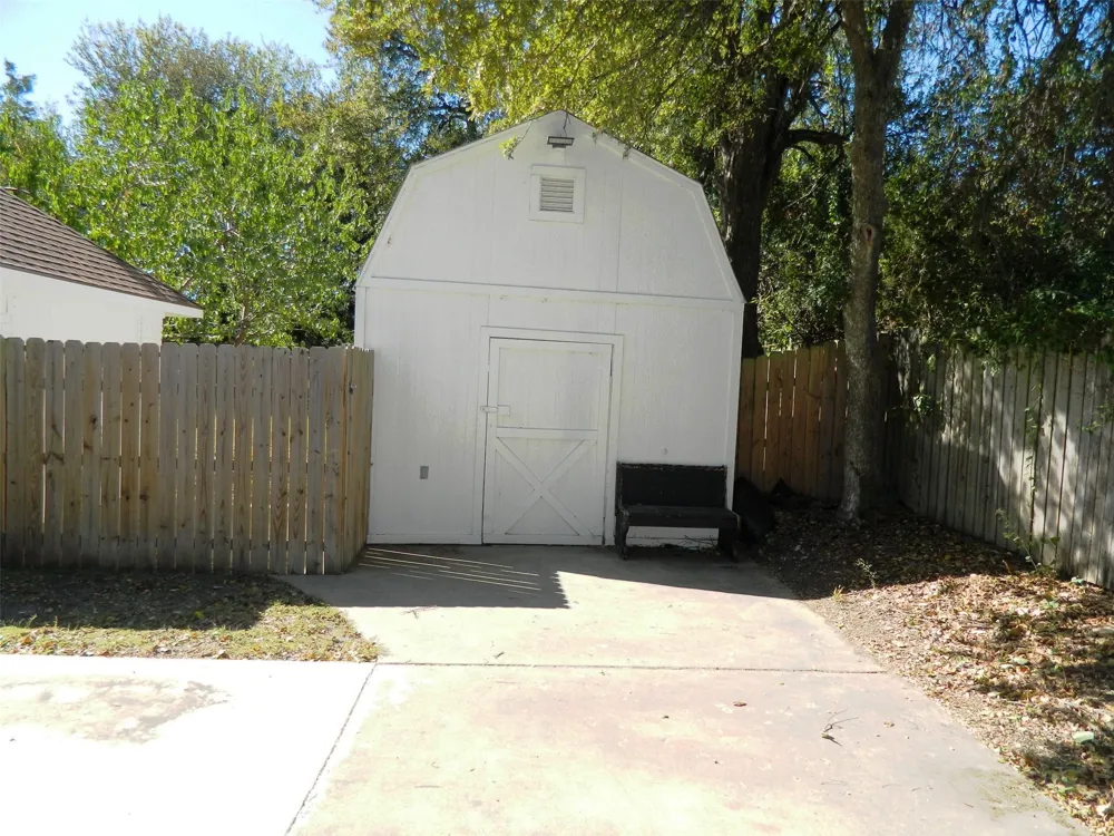 511 Tucker Street Leonard, TX 75452
