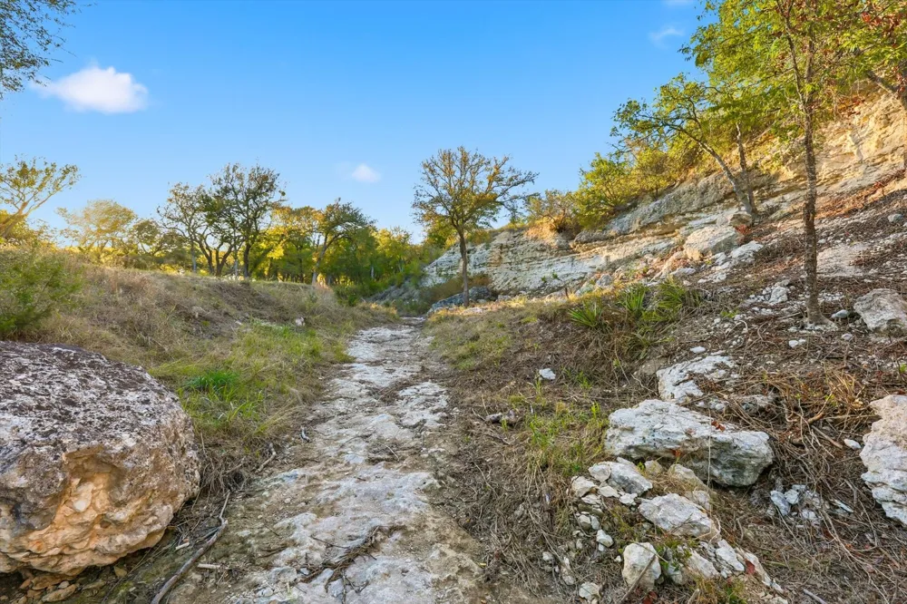 2401 Bear Creek Road Aledo, TX 76008