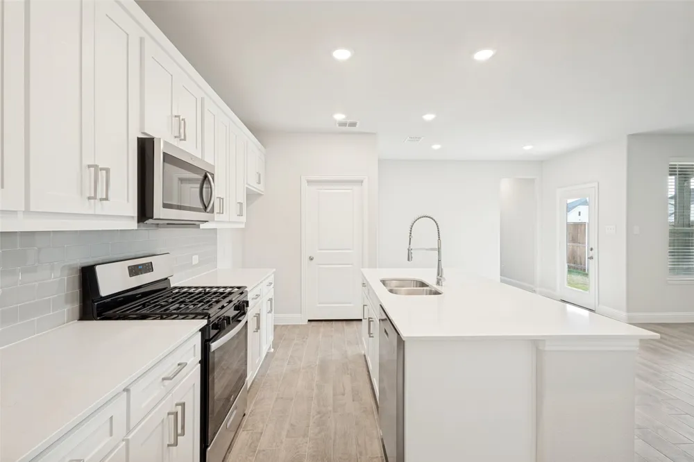 806 Sicily Boulevard Princeton, TX 75407
