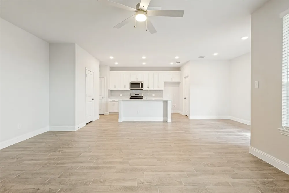806 Sicily Boulevard Princeton, TX 75407
