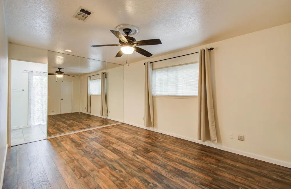 6030 Willowbend Boulevard Houston, TX 77096