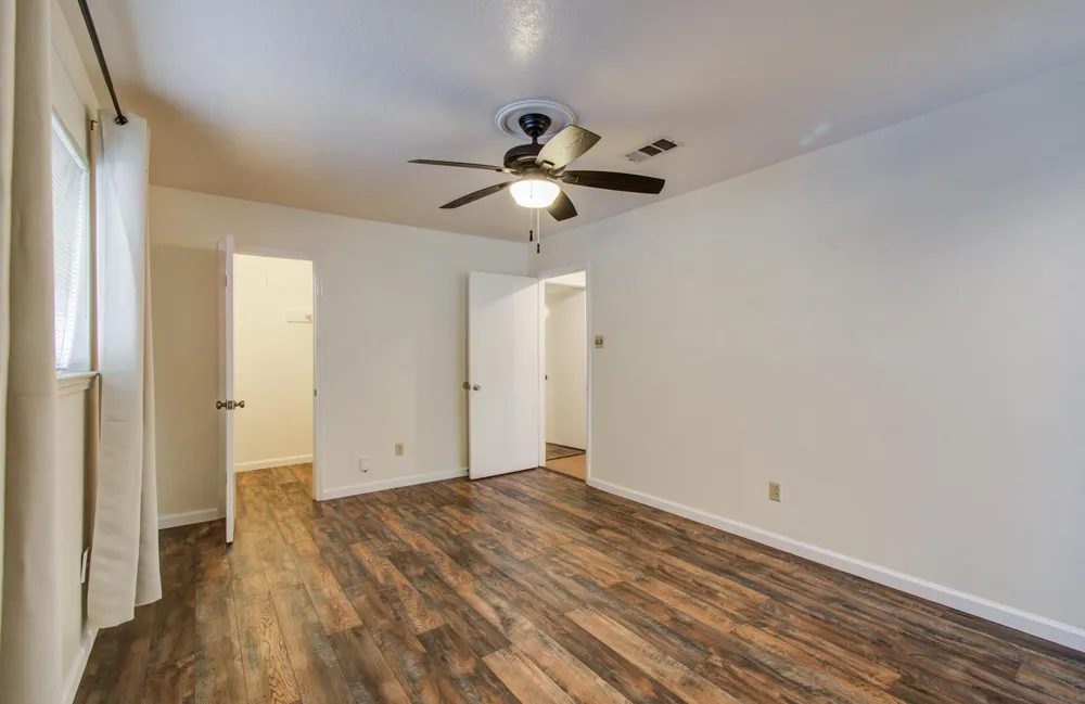 6030 Willowbend Boulevard Houston, TX 77096