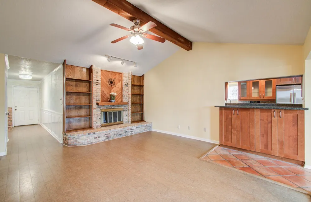 6030 Willowbend Boulevard Houston, TX 77096