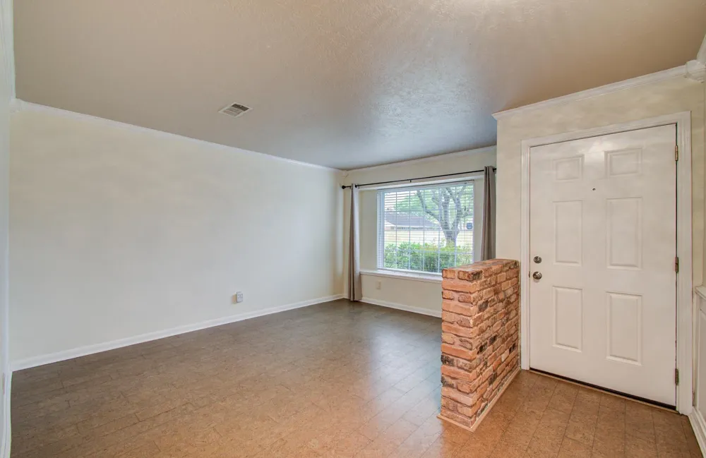 6030 Willowbend Boulevard Houston, TX 77096