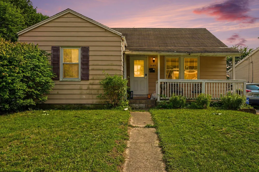 1648 Cass Street Niles, MI 49120