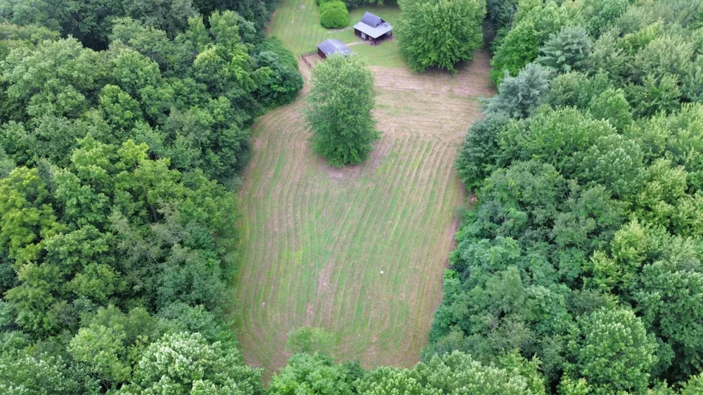 Tharp Lake Road Cassopolis, MI 49031