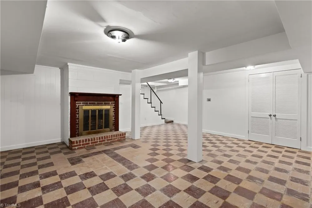 160 Thacker Road Rural Hall, NC 27045
