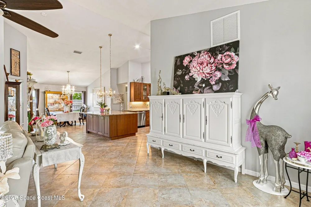 910 Brookshire Circle Malabar, FL 32950