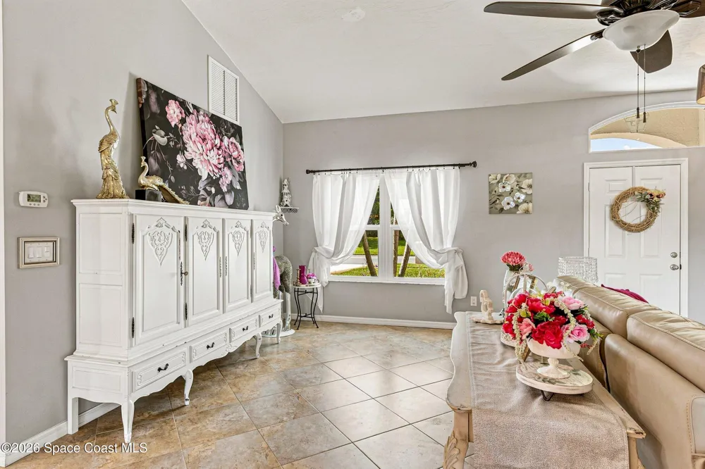 910 Brookshire Circle Malabar, FL 32950
