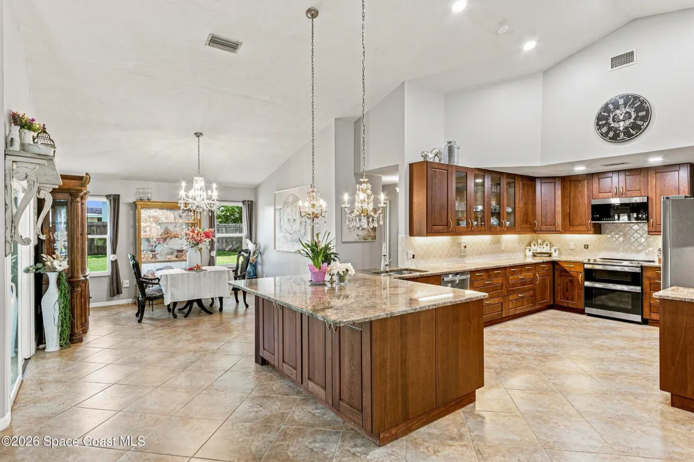 910 Brookshire Circle Malabar, FL 32950