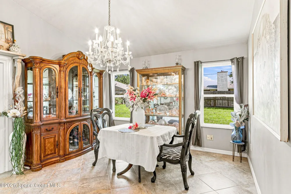 910 Brookshire Circle Malabar, FL 32950