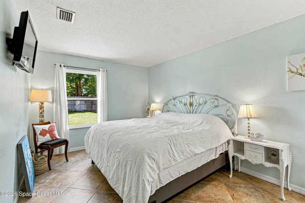 910 Brookshire Circle Malabar, FL 32950