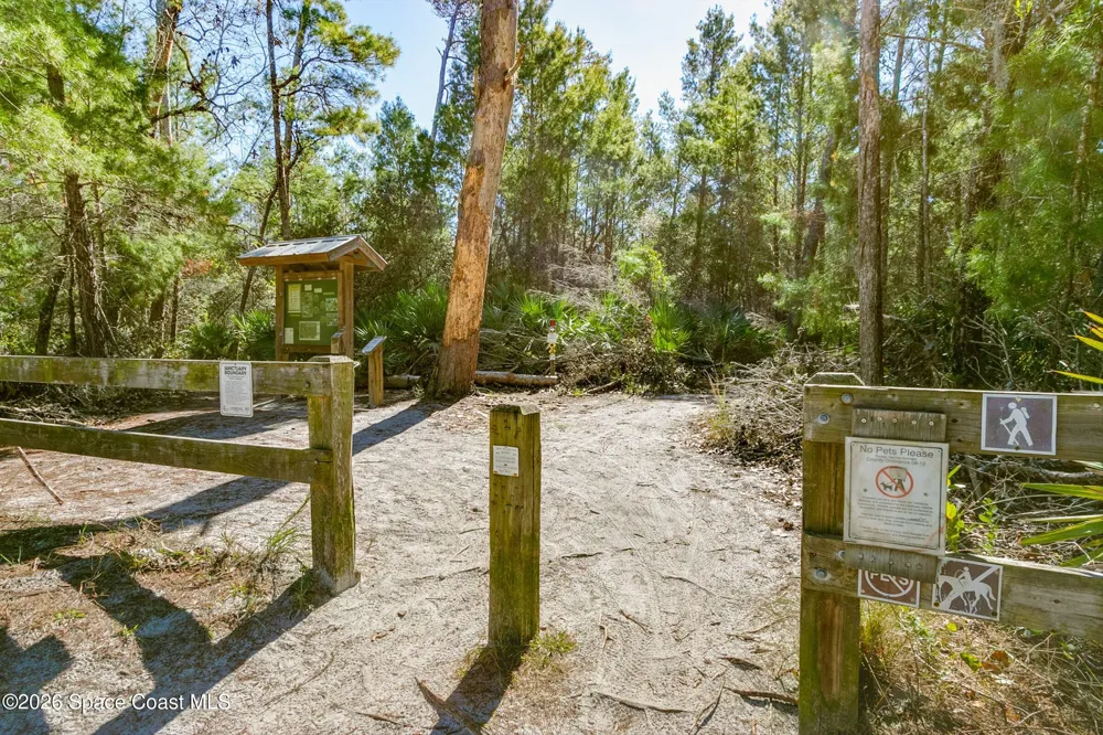 910 Brookshire Circle Malabar, FL 32950