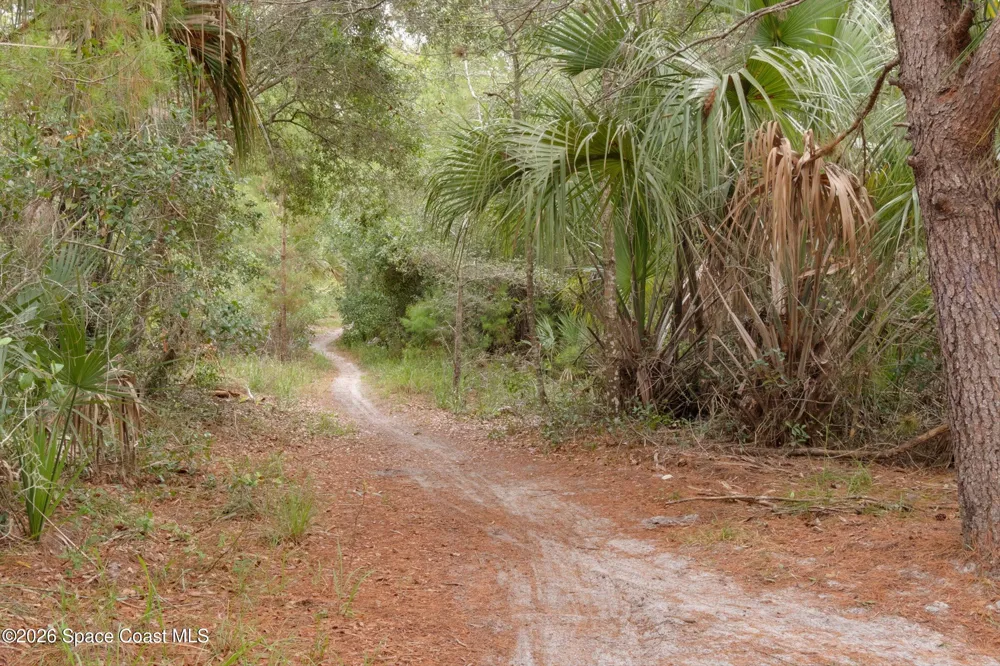 910 Brookshire Circle Malabar, FL 32950