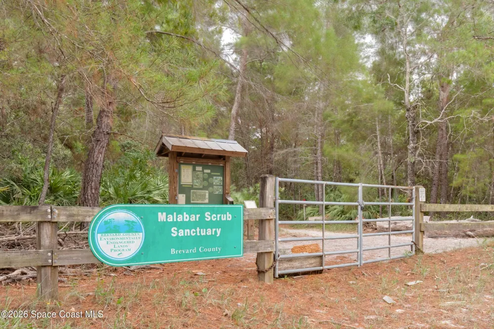 910 Brookshire Circle Malabar, FL 32950