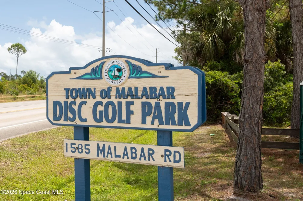 910 Brookshire Circle Malabar, FL 32950