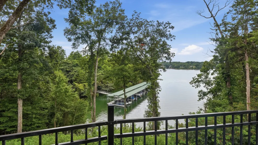 136 Bay Cove Trl Winchester, TN 37398