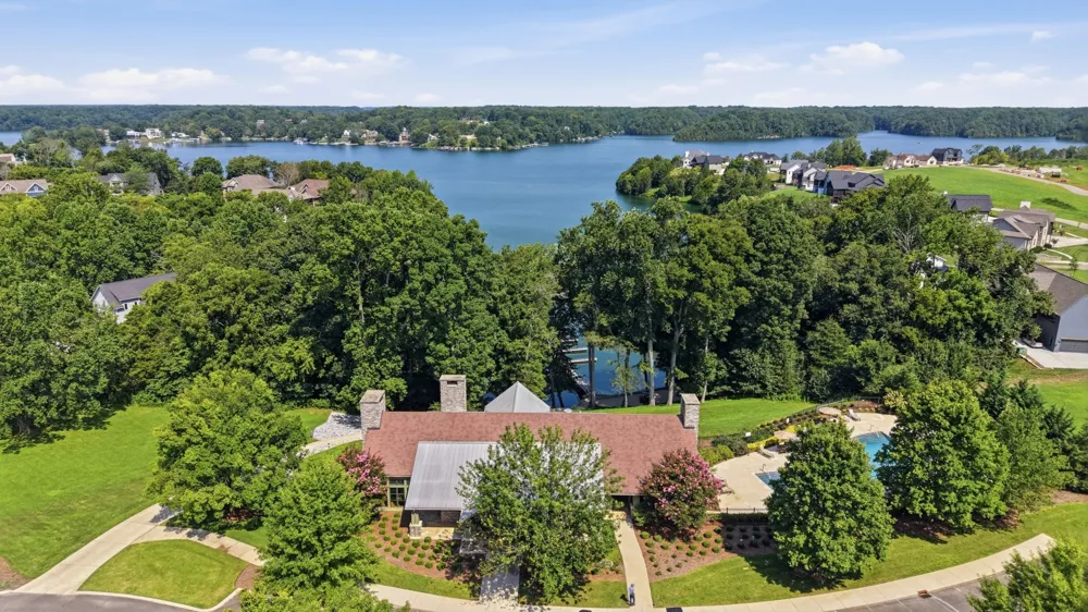 136 Bay Cove Trl Winchester, TN 37398