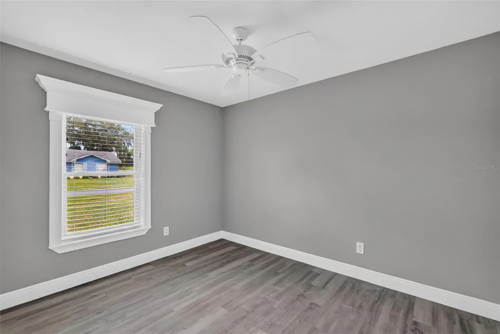 1233 PADGETT CIRCLE Lady Lake, FL 32159