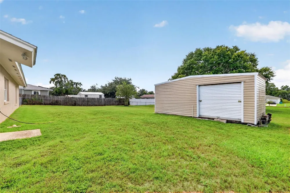 1233 PADGETT CIRCLE Lady Lake, FL 32159