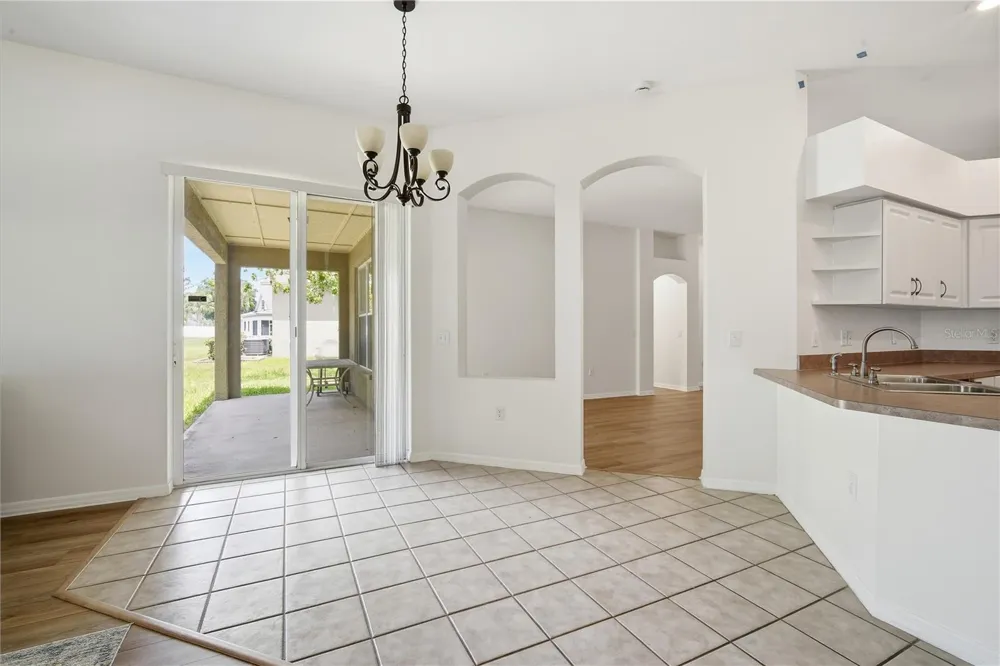 5912 BRAMBLE BUSH COURT Zephyrhills, FL 33541