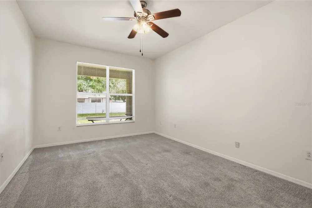 5912 BRAMBLE BUSH COURT Zephyrhills, FL 33541