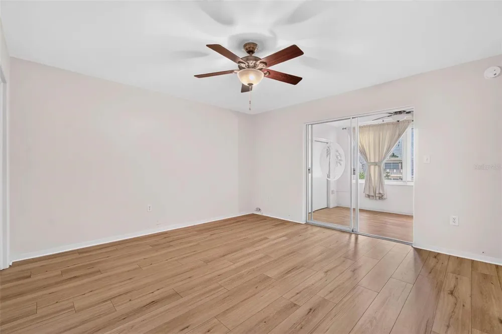 138 36TH AVENUE #208 W St Petersburg, FL 33704
