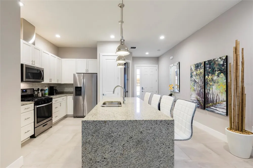 7554 SUNVILLE AVENUE Kissimmee, FL 34747