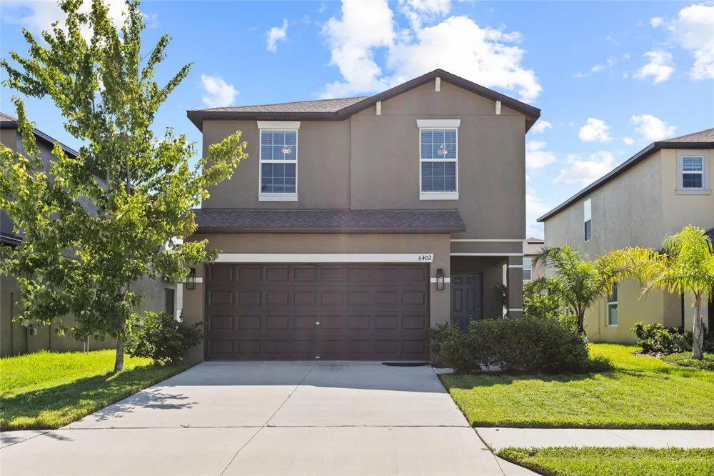 6402 BACK FORTY LOOP Zephyrhills, FL 33541