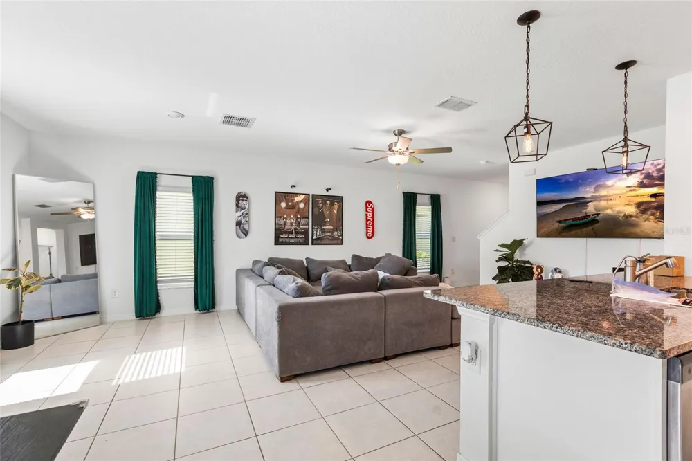6402 BACK FORTY LOOP Zephyrhills, FL 33541