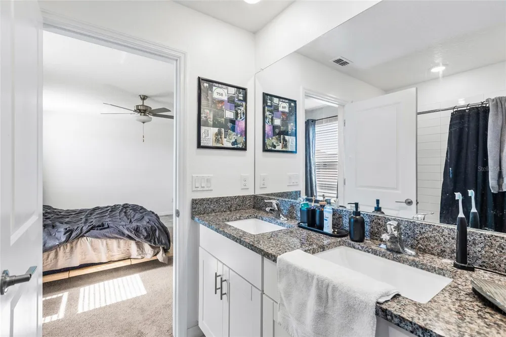 6402 BACK FORTY LOOP Zephyrhills, FL 33541