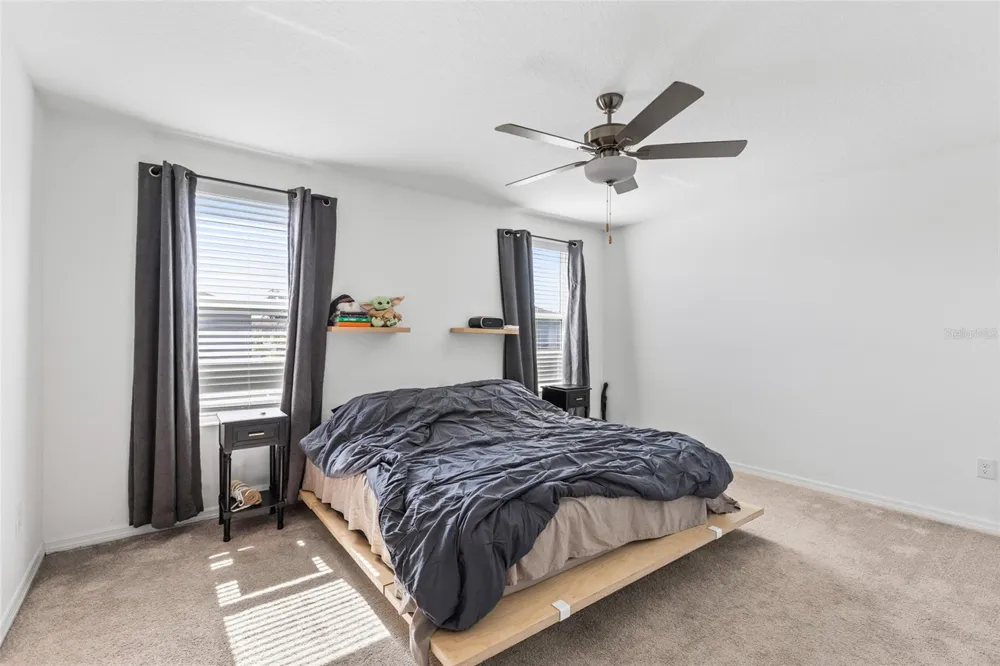 6402 BACK FORTY LOOP Zephyrhills, FL 33541