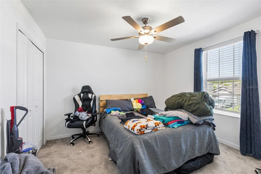 6402 BACK FORTY LOOP Zephyrhills, FL 33541