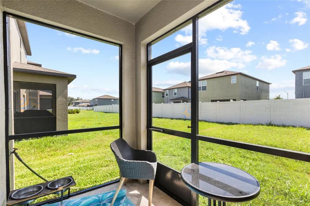 6402 BACK FORTY LOOP Zephyrhills, FL 33541